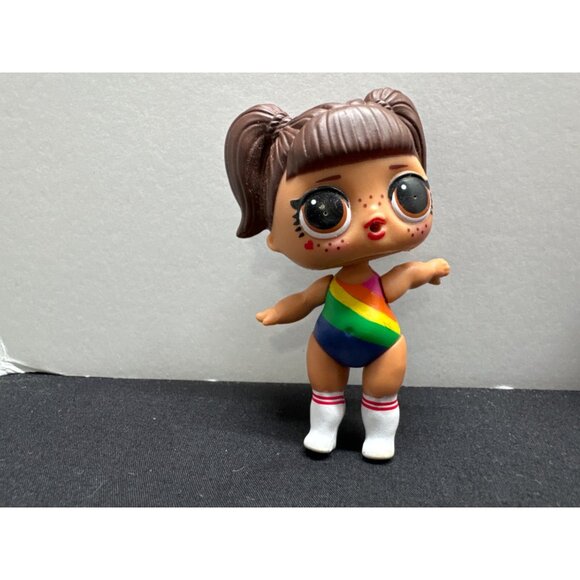 Set Of 6 L.O.L. Surprise! Dolls With Diverse Outfits & Accessories - Picture 3 of 8